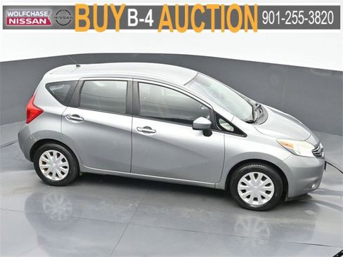 Used 2015 Nissan Versa Note SV image 34