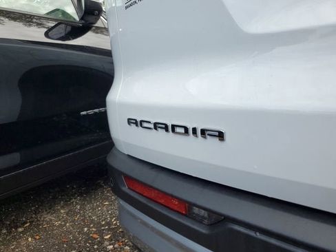 New 2026 GMC Acadia Elevation FWD image 8