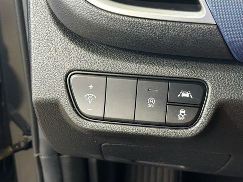 Used 2023 Kia Seltos S AWD/4WD image 12