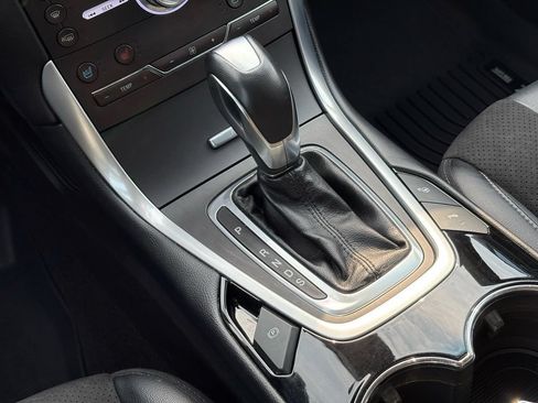 Used 2018 Ford Edge Sport w/ Equipment Group 401A AWD/4WD image 15