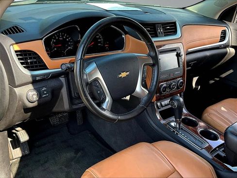Used 2013 Chevrolet Traverse LTZ FWD image 18