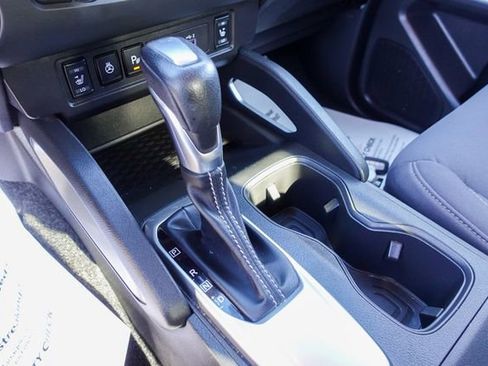 Used 2023 Nissan Frontier SV w/ Technology Package image 25