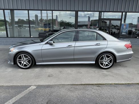 Used 2014 Mercedes-Benz E 350 4MATIC Sport image 7