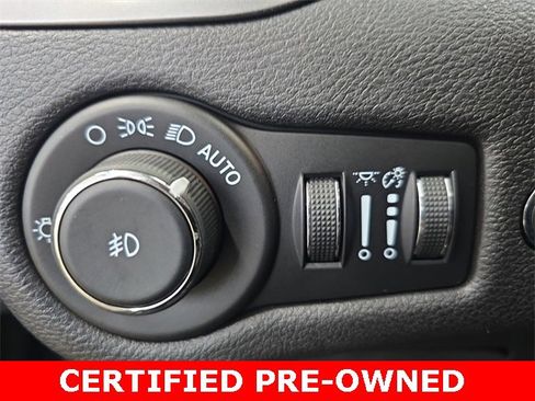 Used 2021 Jeep Cherokee Latitude Lux 80th Anniv w/ Quick Order Package 26U 80TH image 26