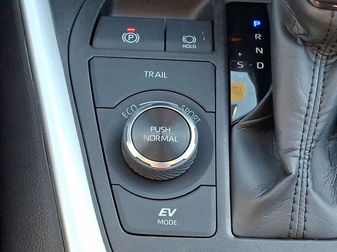 Used 2023 Toyota RAV4 AWD Hybrid image 24