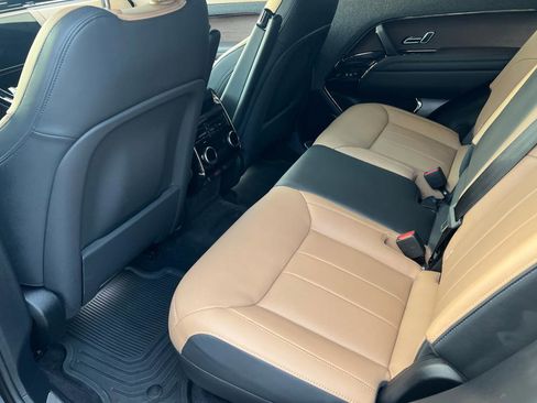 Used 2024 Land Rover Range Rover Sport Dynamic SE image 11