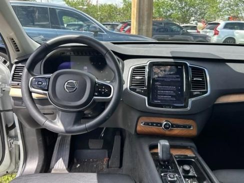 Used 2023 Volvo XC90 B6 Plus w/ Protection Package Premier AWD/4WD image 5