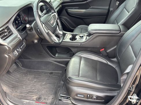 Used 2023 GMC Acadia SLT w/ Technology Package FWD image 13