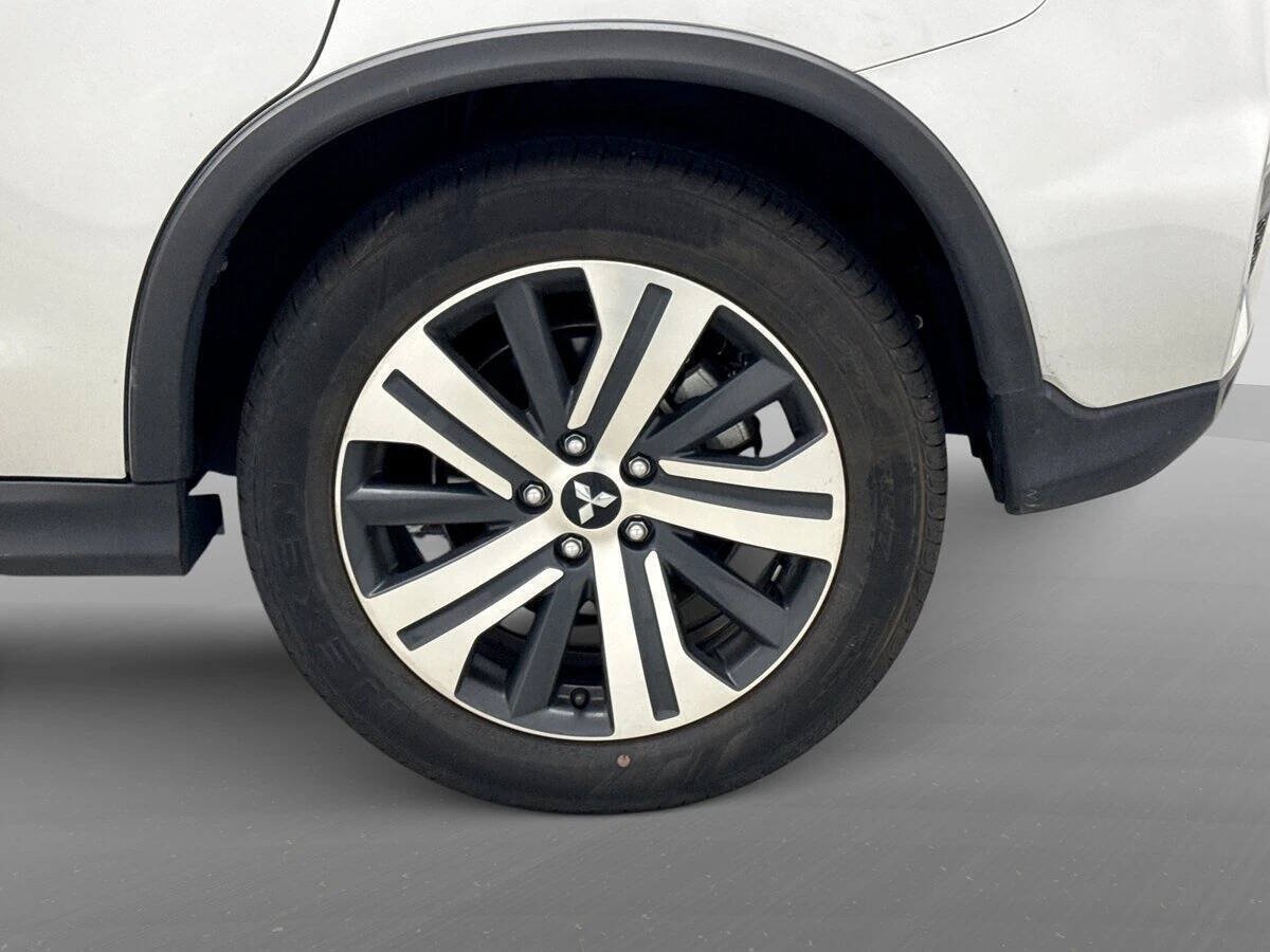 Used 2025 Mitsubishi Outlander Sport AWD image 22