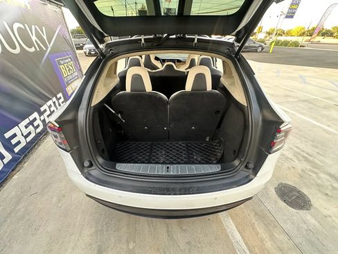 Used 2018 Tesla Model X 75D AWD/4WD image 45