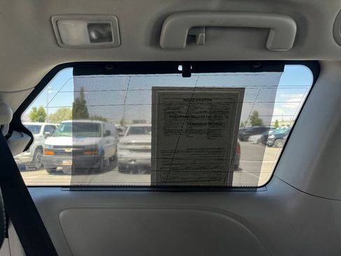 Used 2016 Toyota Sienna SE Premium FWD image 29