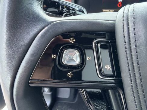Used 2023 Lincoln Aviator Reserve w/ Equipment Group 201A RWD image 30