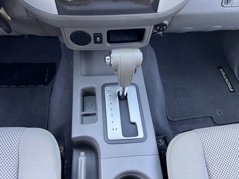 Used 2019 Nissan Frontier SV image 26