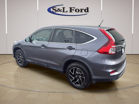 Used 2016 Honda CR-V SE image 4
