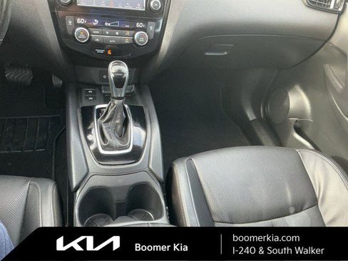 Used 2022 Nissan Rogue Sport SL w/ Premium Package image 24