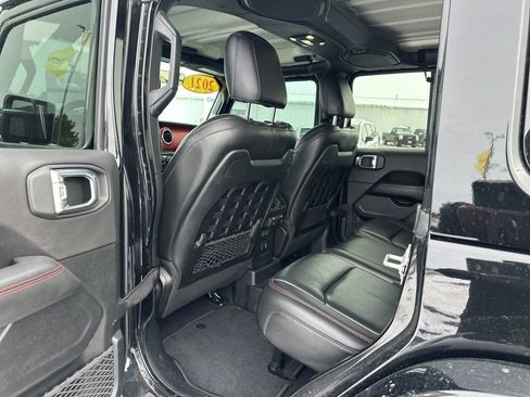 Used 2021 Jeep Wrangler Unlimited Rubicon w/ Uconnect 4C Nav & Sound Group image 23