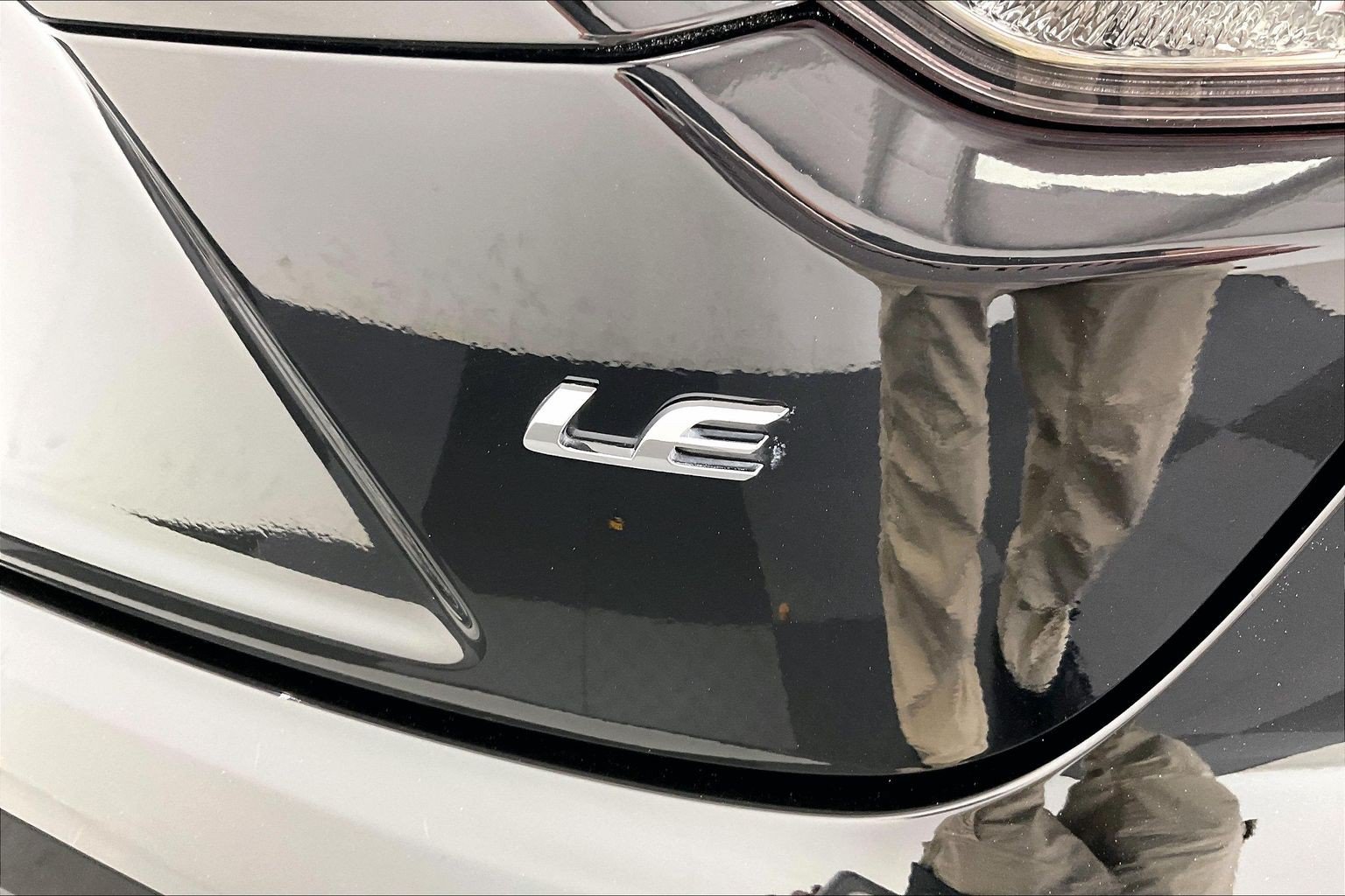 Used 2025 Toyota Corolla LE FWD image 7