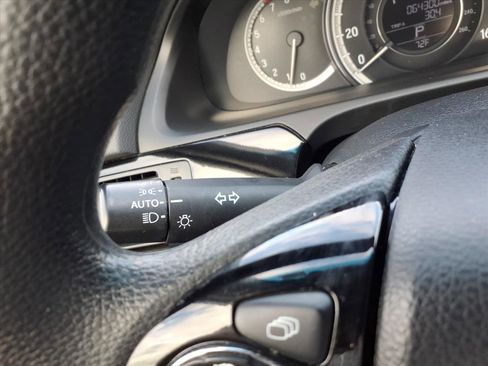 Used 2016 Honda Accord LX image 22