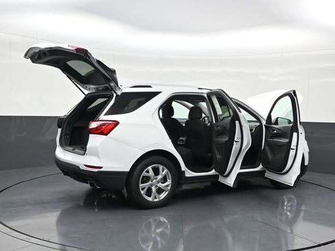 Used 2019 Chevrolet Equinox LT image 30