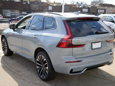 New 2026 Volvo XC60 B5 Ultra w/ Protection Package Premier image 7