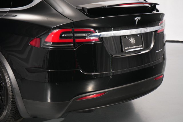 Used 2020 Tesla Model X Long Range AWD/4WD image 14