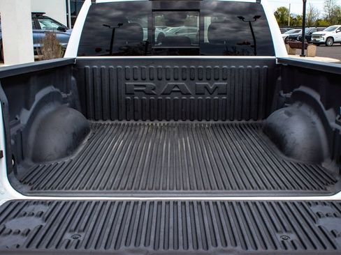 Used 2023 RAM 1500 Big Horn AWD/4WD image 42