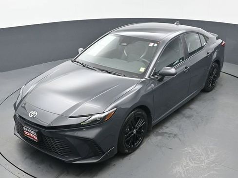 Certified 2026 Toyota Camry SE AWD/4WD image 41
