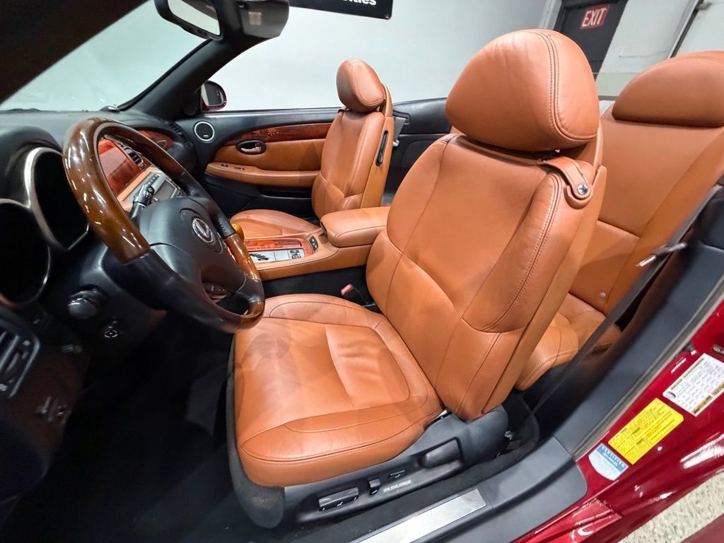 Used 2006 Lexus SC 430 Convertible RWD image 27