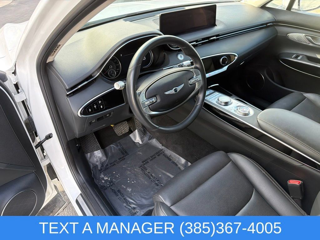 Used 2025 Genesis GV70 2.5T AWD/4WD image 14