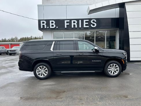 Certified 2025 Chevrolet Suburban Premier image 4