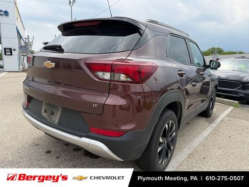 Certified 2023 Chevrolet TrailBlazer LT w/ Convenience Package FWD image 2