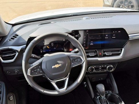 New 2026 Chevrolet TrailBlazer LT FWD image 16