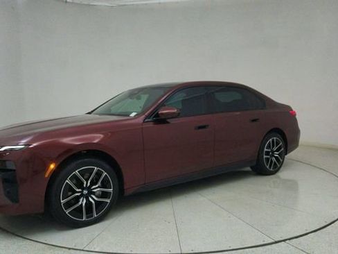 Used 2025 BMW 740i image 73