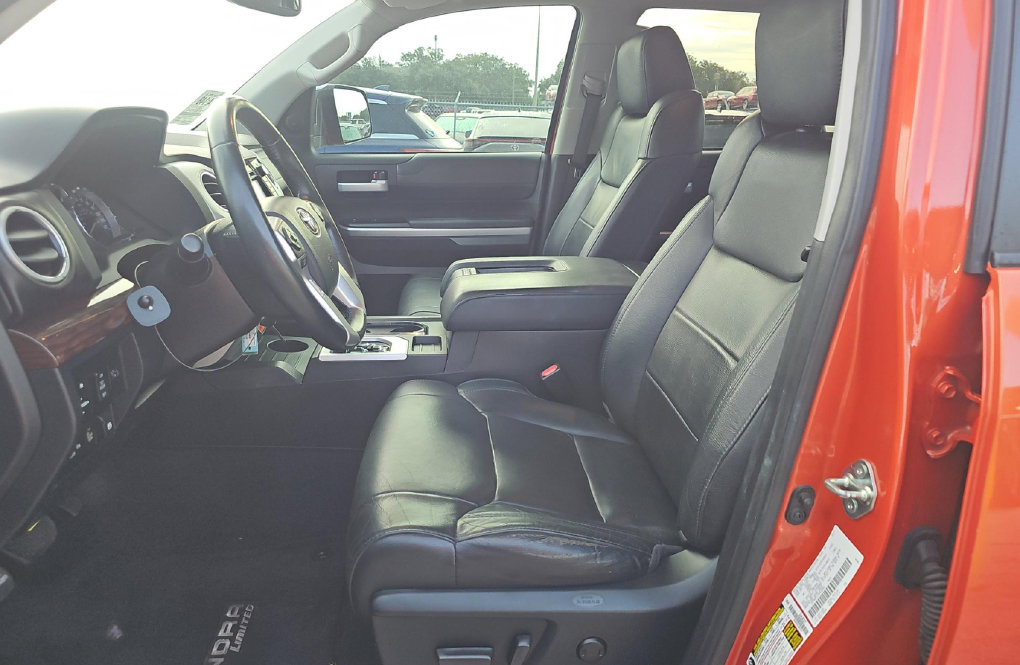 Used 2017 Toyota Tundra Limited w/ Limited Premium Package AWD/4WD image 7