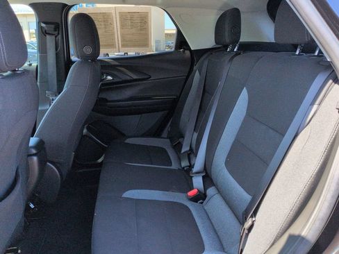Used 2023 Chevrolet TrailBlazer LT w/ Convenience Package FWD image 26