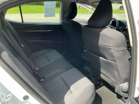 Used 2025 Toyota Camry LE FWD image 23