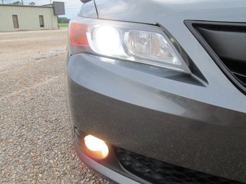 Used 2014 Acura ILX w/ Premium Package FWD image 11
