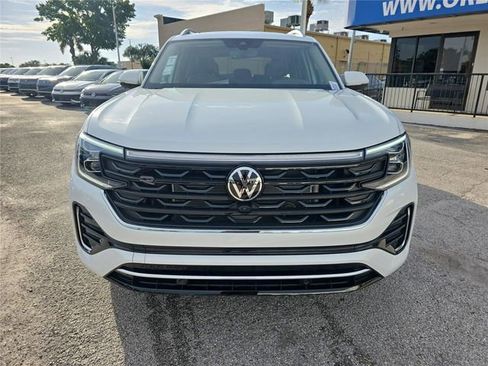 New 2026 Volkswagen Atlas SEL Premium R-Line image 2