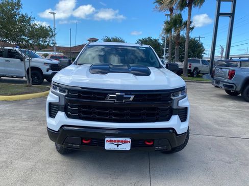 New 2026 Chevrolet Silverado 1500 LT Trail Boss w/ Convenience Package II AWD/4WD image 2