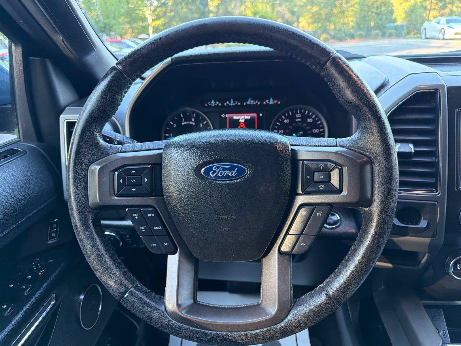 Used 2020 Ford Expedition XLT RWD image 38