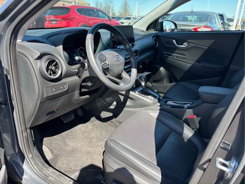 Used 2023 Hyundai Kona Limited w/ Cargo Package image 6