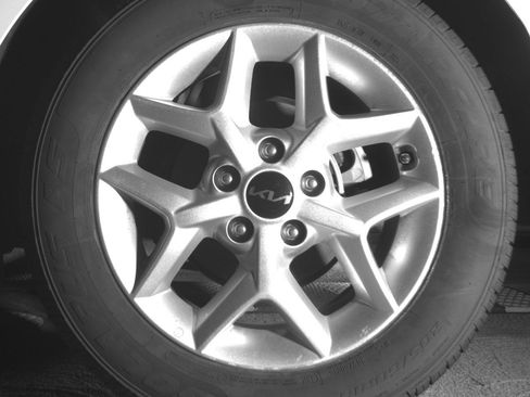 Used 2025 Kia Soul LX w/ LX Technology Package FWD image 14