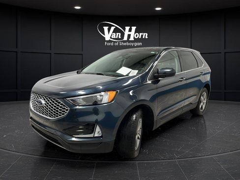 Used 2024 Ford Edge SEL w/ Convenience Package AWD/4WD image 3