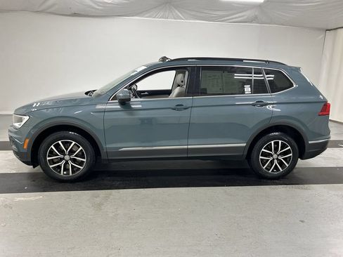 Used 2021 Volkswagen Tiguan SE w/ Panoramic Sunroof Package AWD/4WD image 6