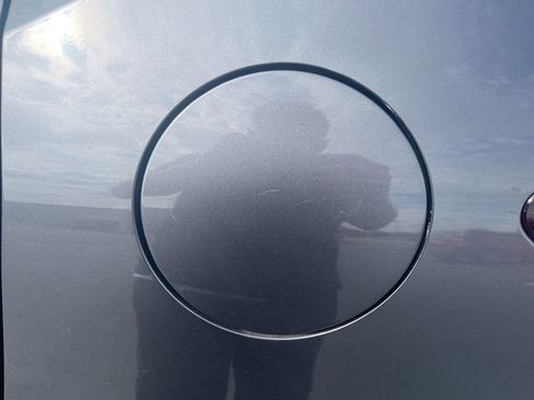 Used 2017 Honda HR-V EX-L image 18