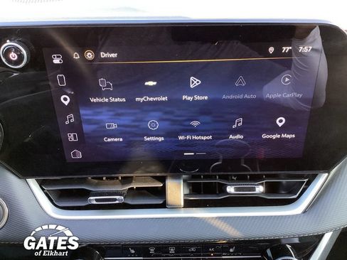 Used 2026 Chevrolet Equinox LT FWD image 3