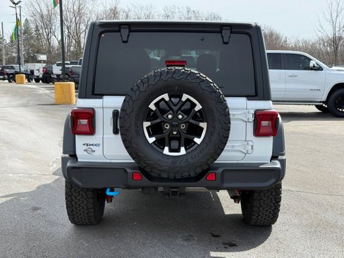 Used 2025 Jeep Wrangler Unlimited Rubicon 4xe w/ Convenience Group image 7