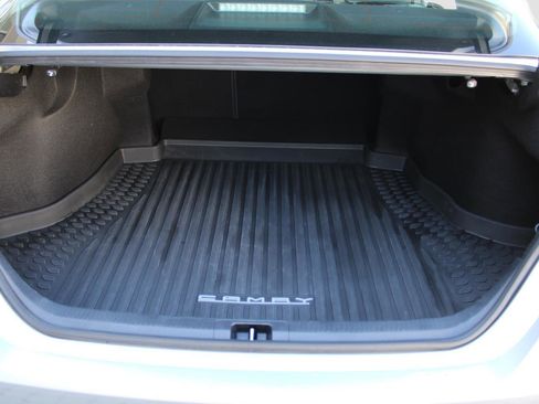 Used 2023 Toyota Camry XLE image 29