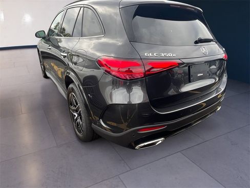 Certified 2025 Mercedes-Benz GLC 350e 4MATIC image 3