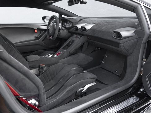 Used 2022 Lamborghini Huracan STO image 46